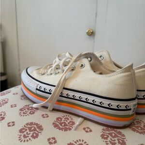 Converse Women's Cream Sneakers with Rainbow Stripe